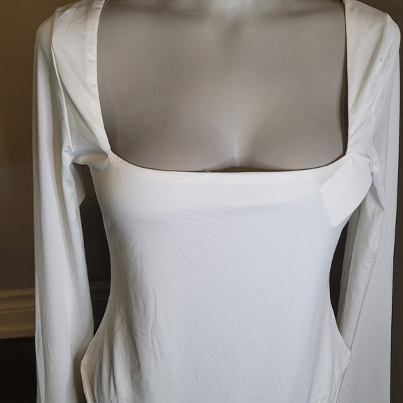 Forever 21 square neck bodysuit - Picture 2 of 8